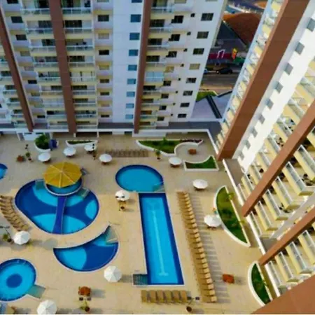Apartamento No Condominio Casa Da Madeira Em Caldas Novas-Go Exterior photo